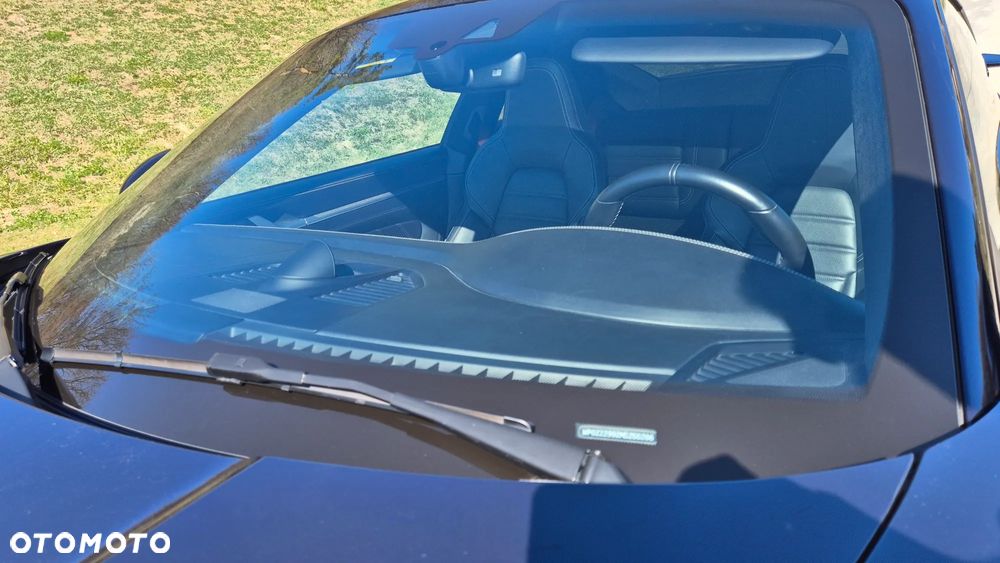 Porsche 911 Turbo - 9