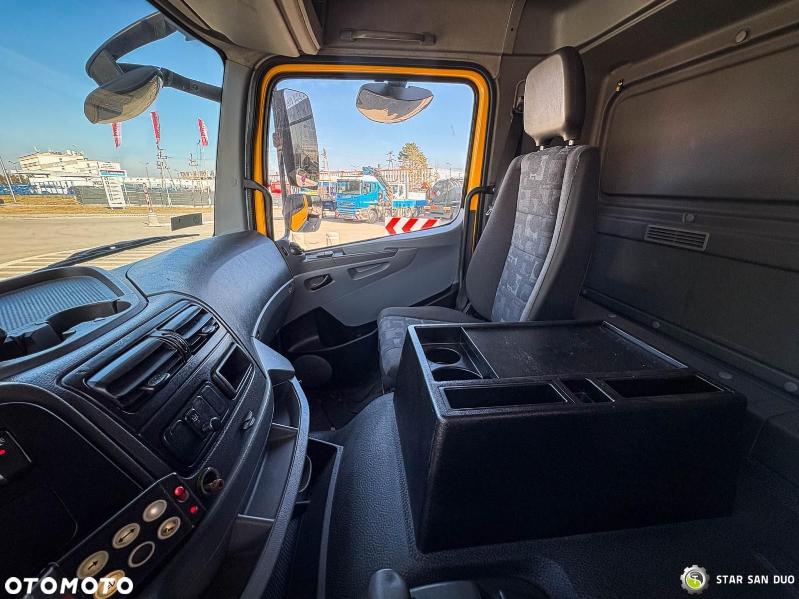 Mercedes-Benz AXOR 1824 4x2 HMF 975 HDS Żuraw Wywrotka Rotator - 15