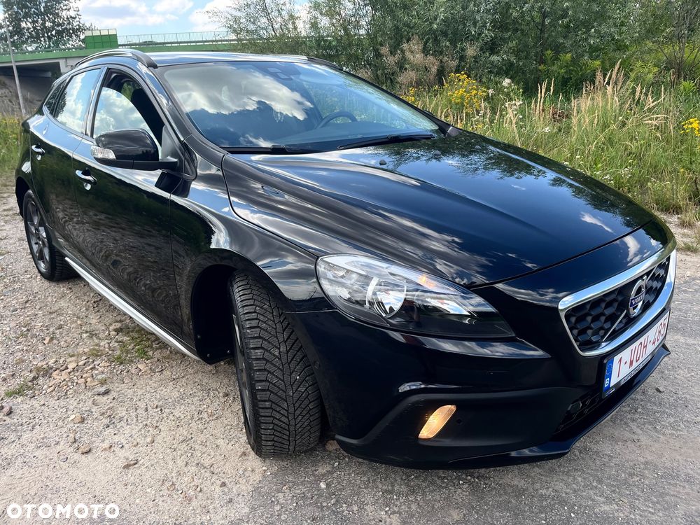 Volvo V40 Cross Country - 6