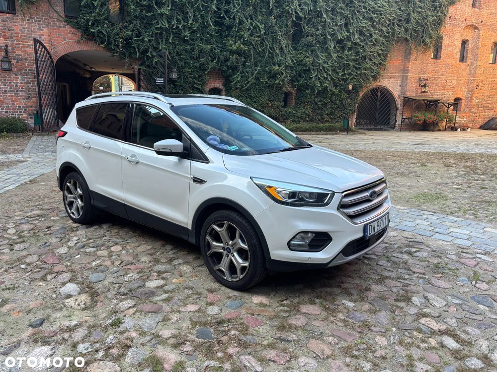Ford Escape 2.0 EcoBoost AWD Titanium - 5