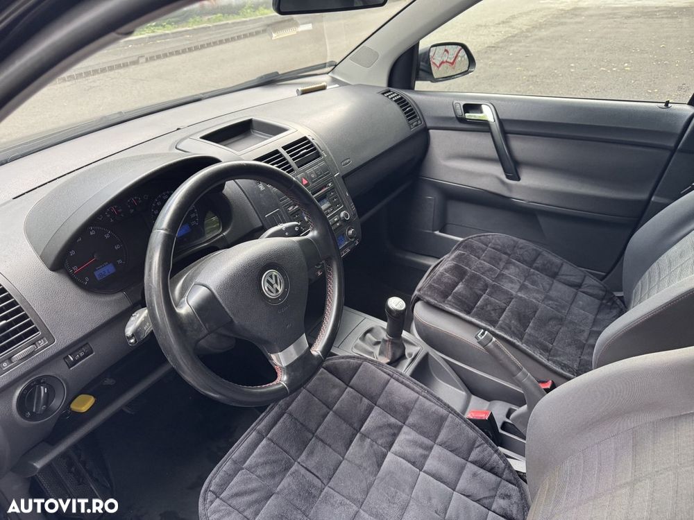 Volkswagen Polo 1.2 Attractive - 4
