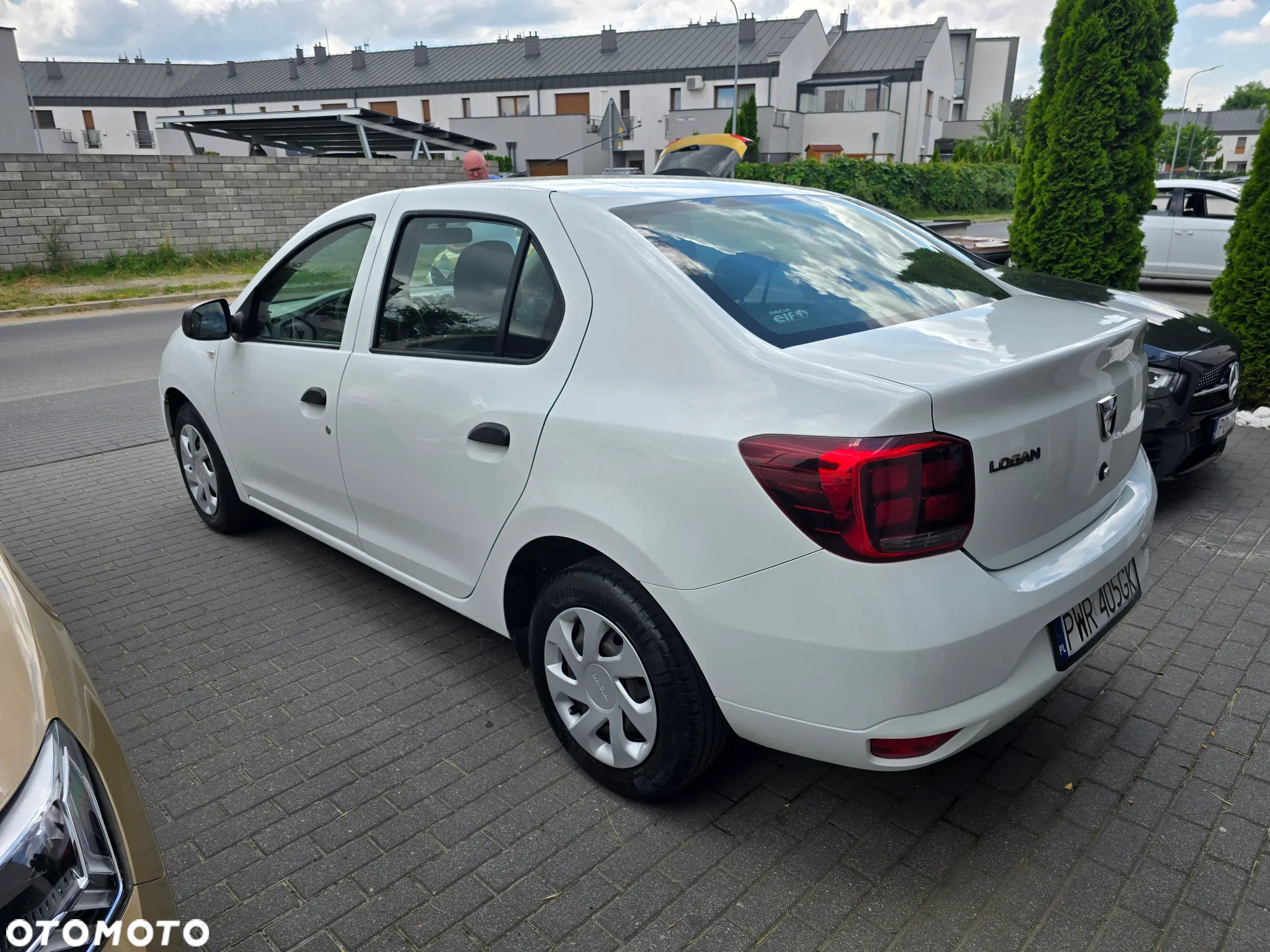 Dacia Logan 1.0 SCe Ambiance - 3