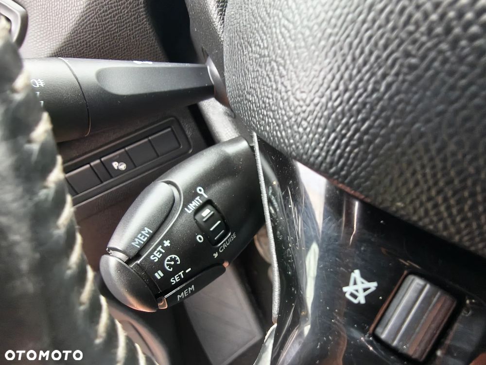 Peugeot 308 PureTech 130 GPF Stop & Start Allure - 14