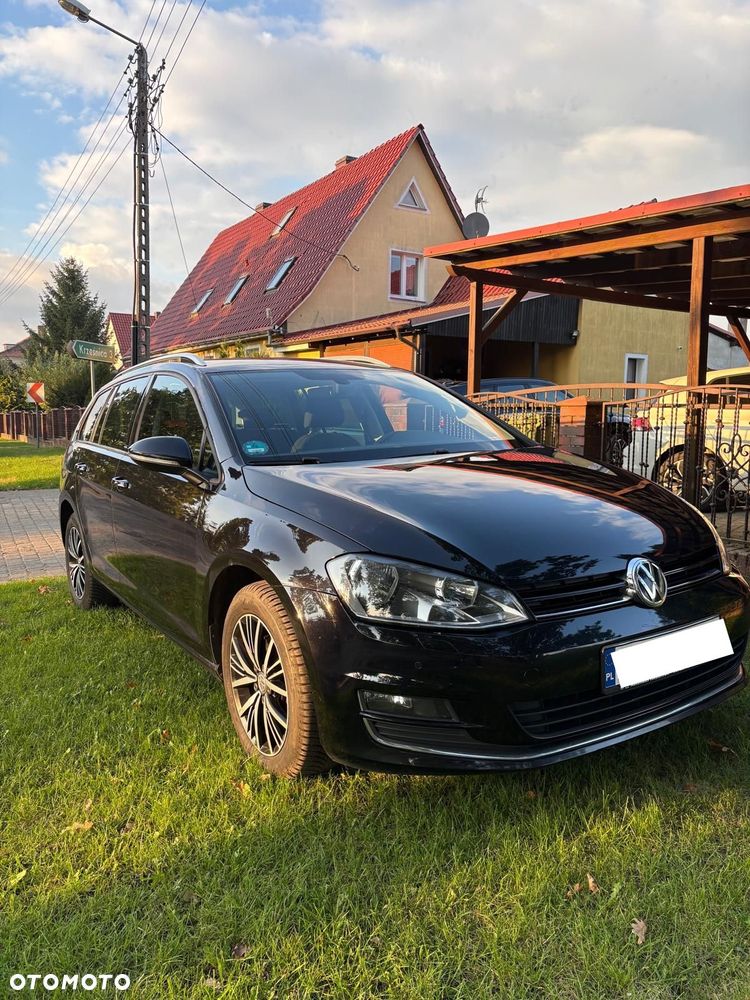 Volkswagen Golf - 2