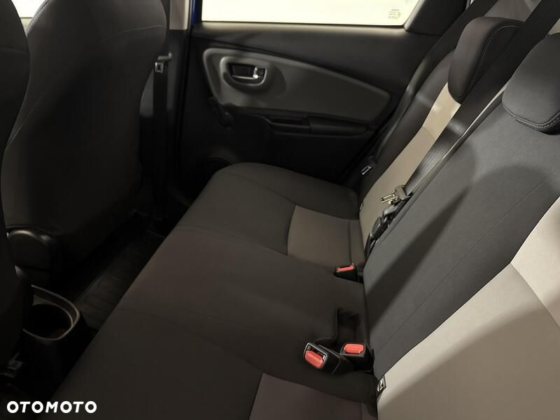 Toyota Yaris - 20