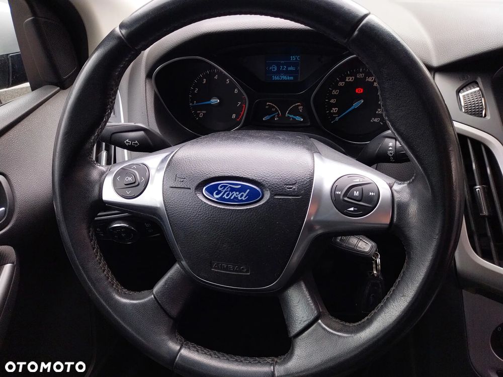 Ford Focus 1.6 Trend - 24