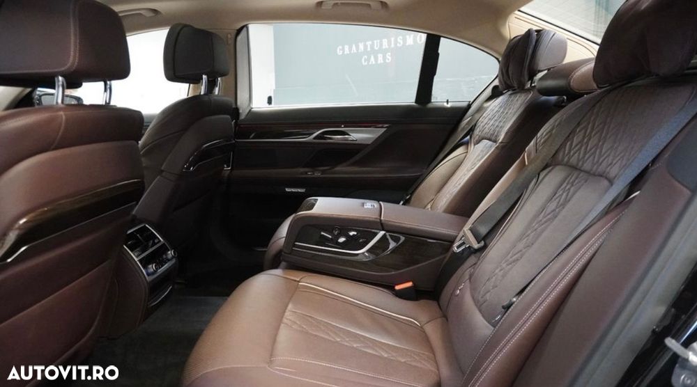 BMW Seria 7 730d xDrive - 13