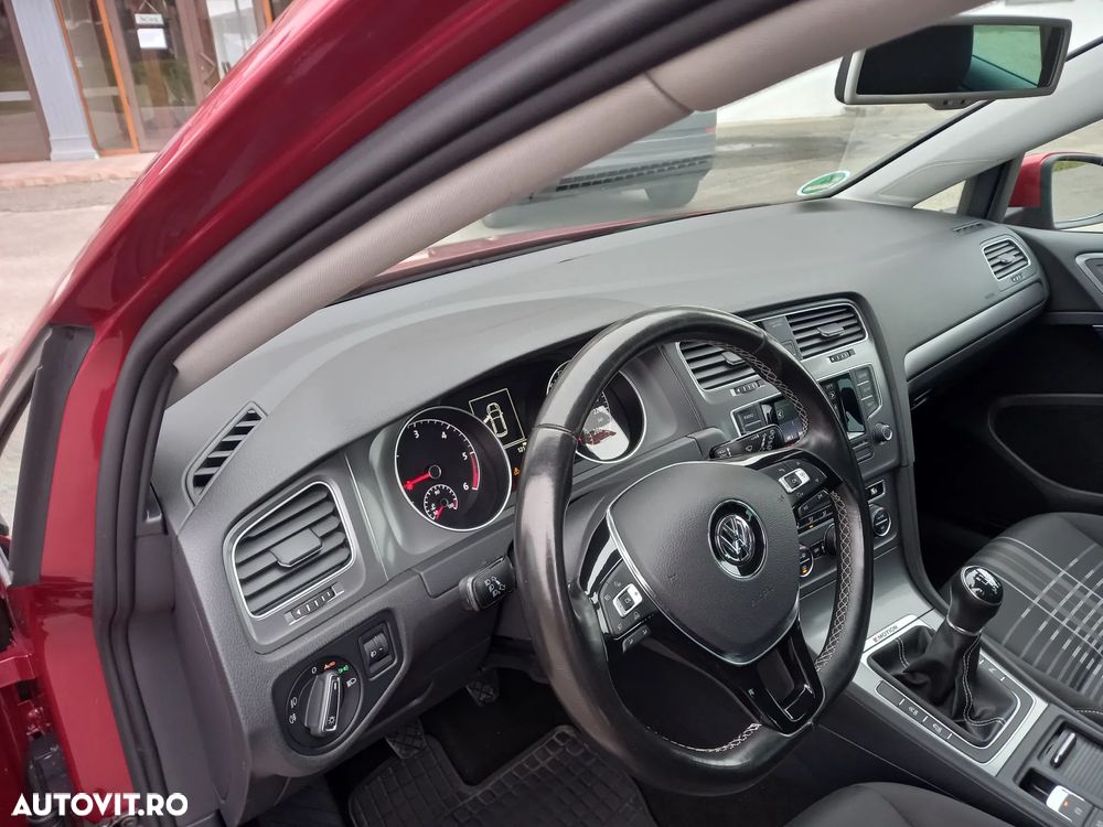 Volkswagen Golf 2.0 TDI 4Motion BlueMotion Technology Lounge - 10