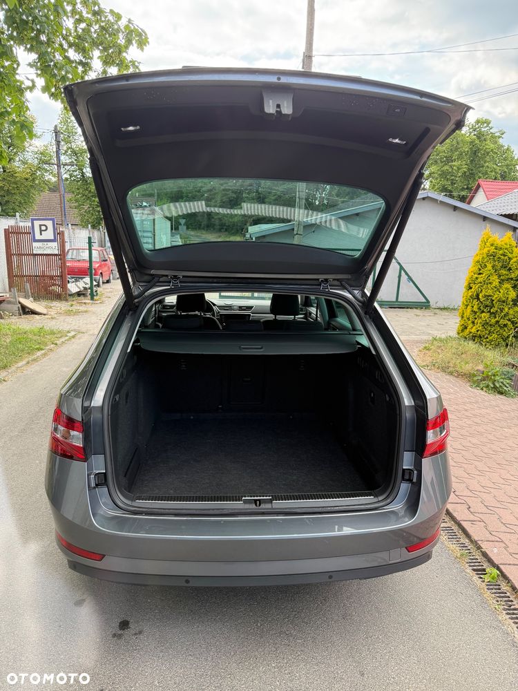 Skoda Superb 1.5 TSI DSG Ambition - 13