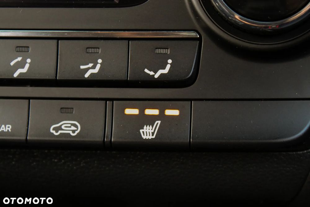 Hyundai Tucson 2.0 CRDI 4WD Automatik Premium - 33