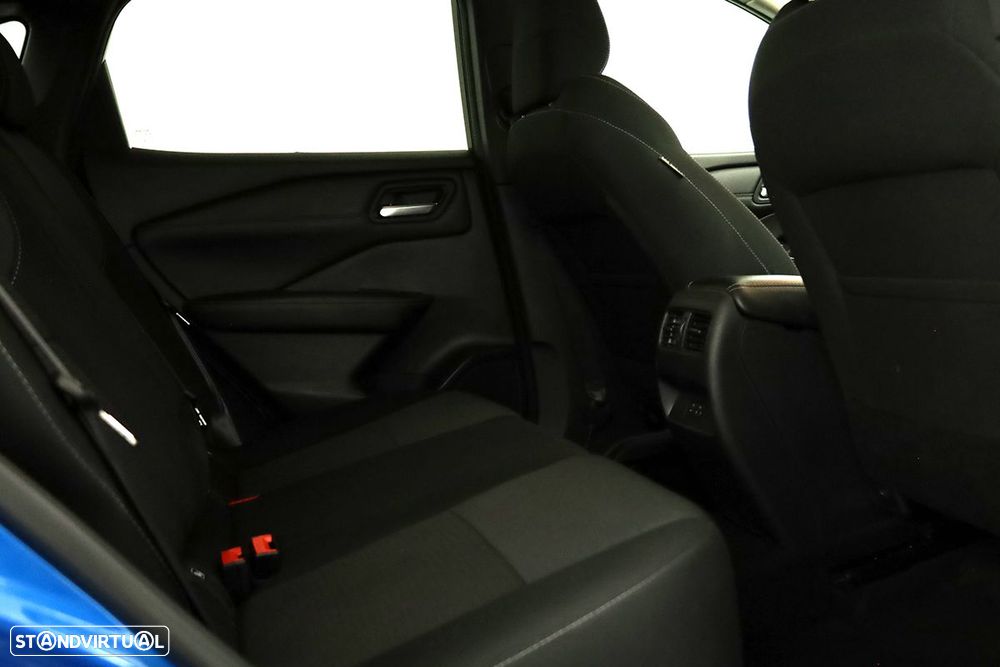 Nissan Qashqai 1.3 DIG-T N-Connecta LED Xtronic - 21