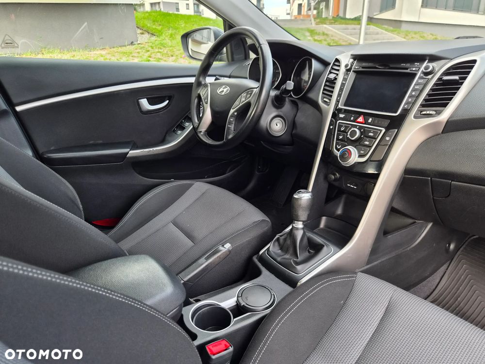 Hyundai i30 - 30