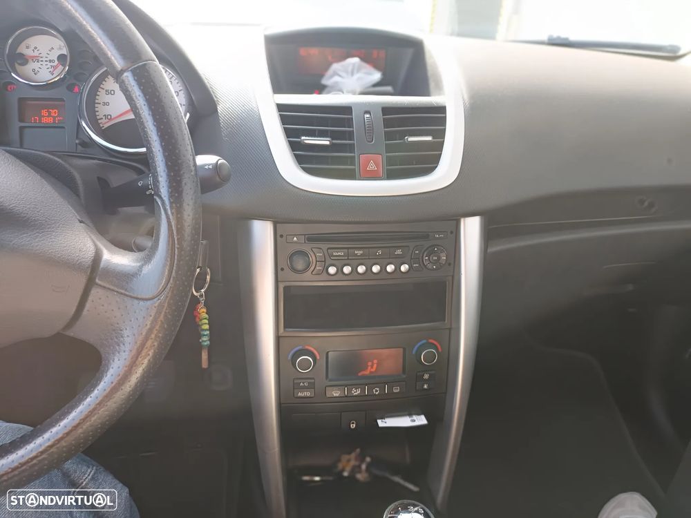 Peugeot 207 1.4 HDi Sport - 9