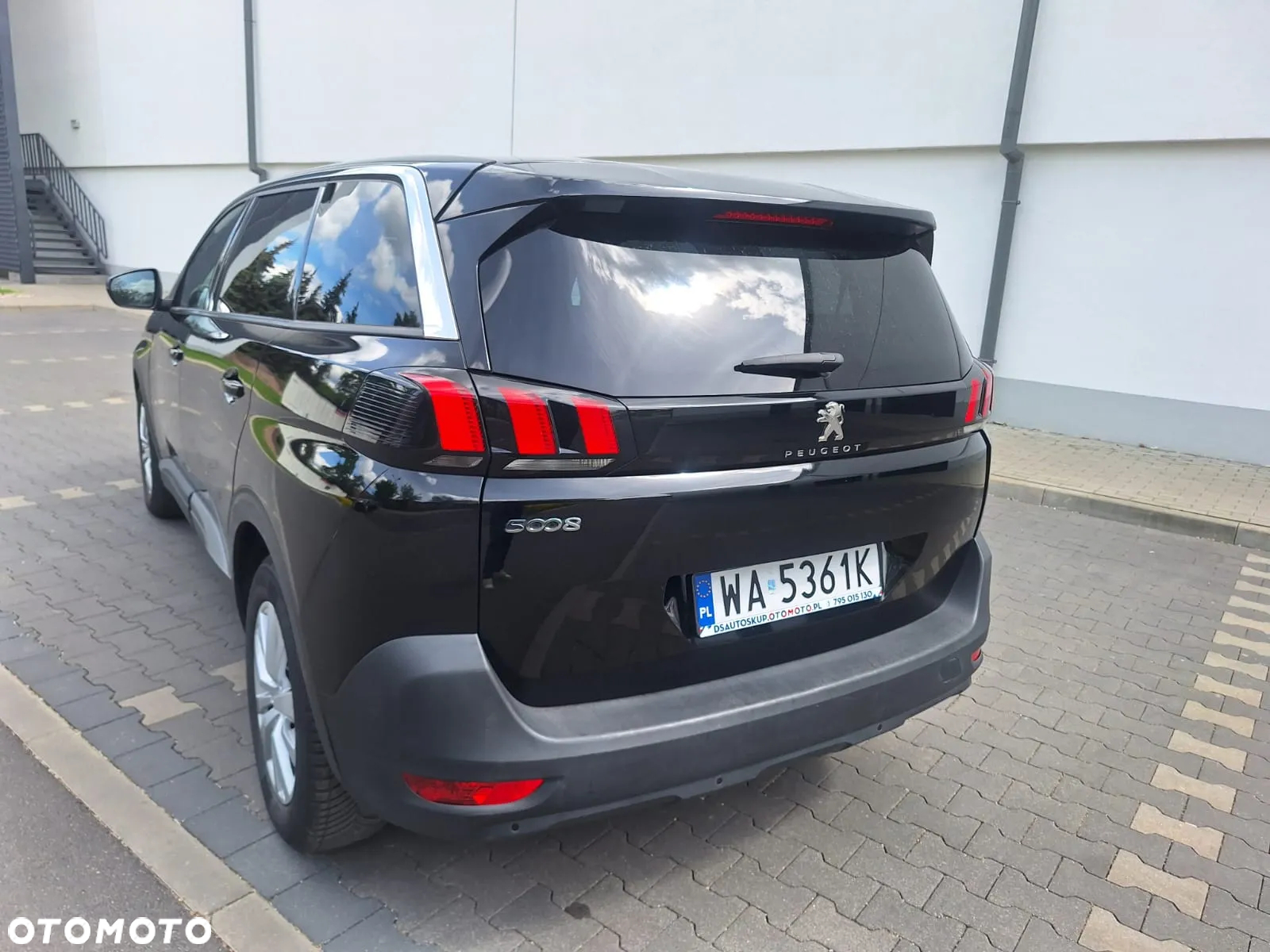 Peugeot 5008 1.5 BlueHDi Active S&S EAT8 - 6