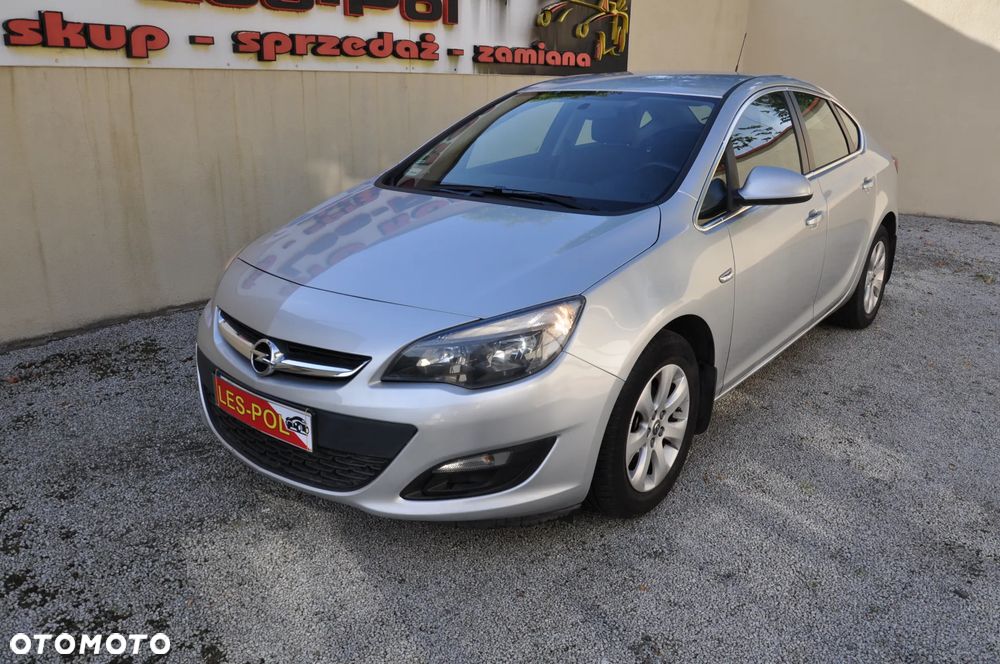 Opel Astra 1.4 T Active - 1