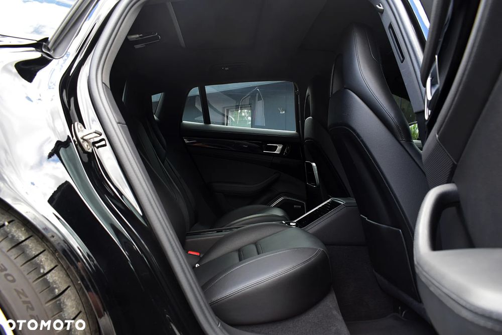Porsche Panamera 4S GPF Executive - 8