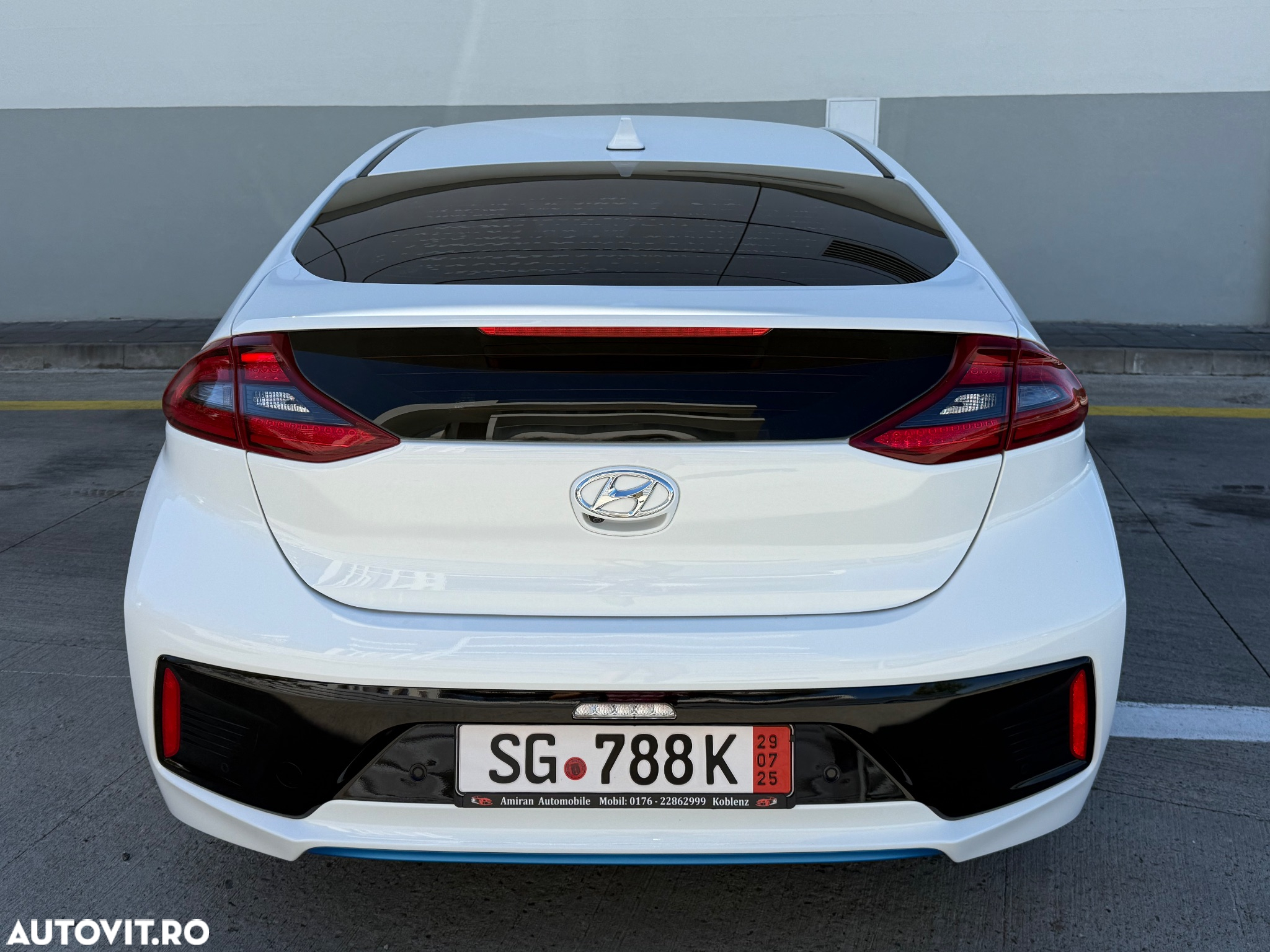 Hyundai IONIQ Hybrid 1.6 GDI Style - 4