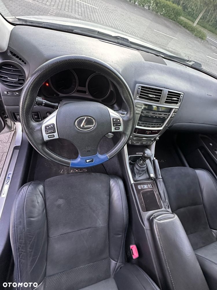 Lexus Inny - 8