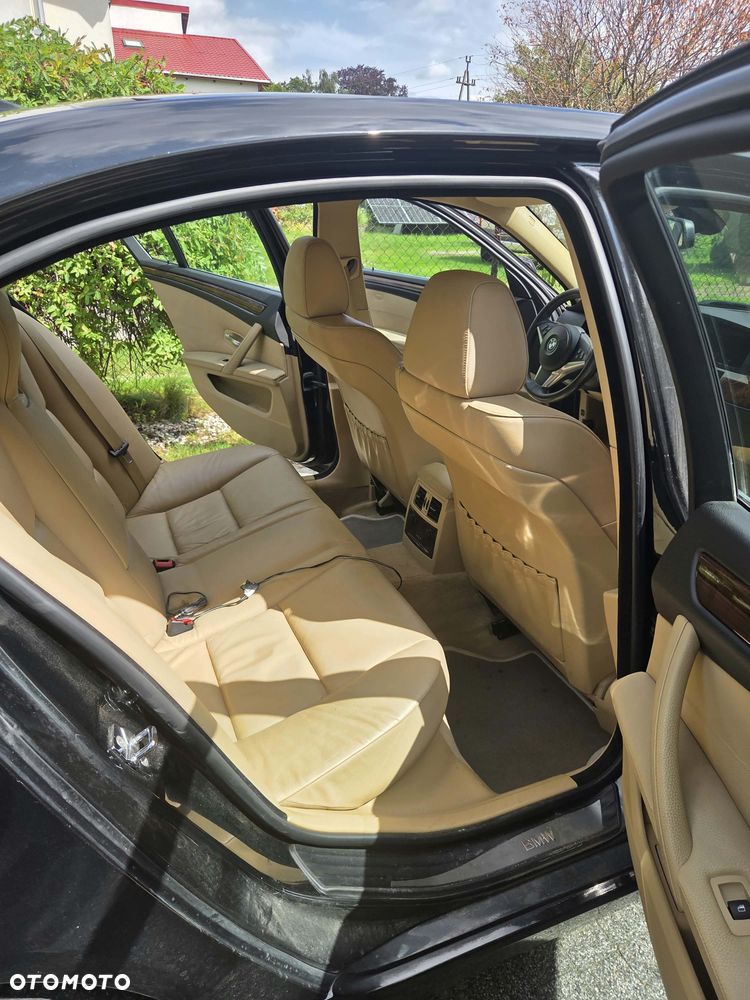 BMW Seria 5 520d - 9