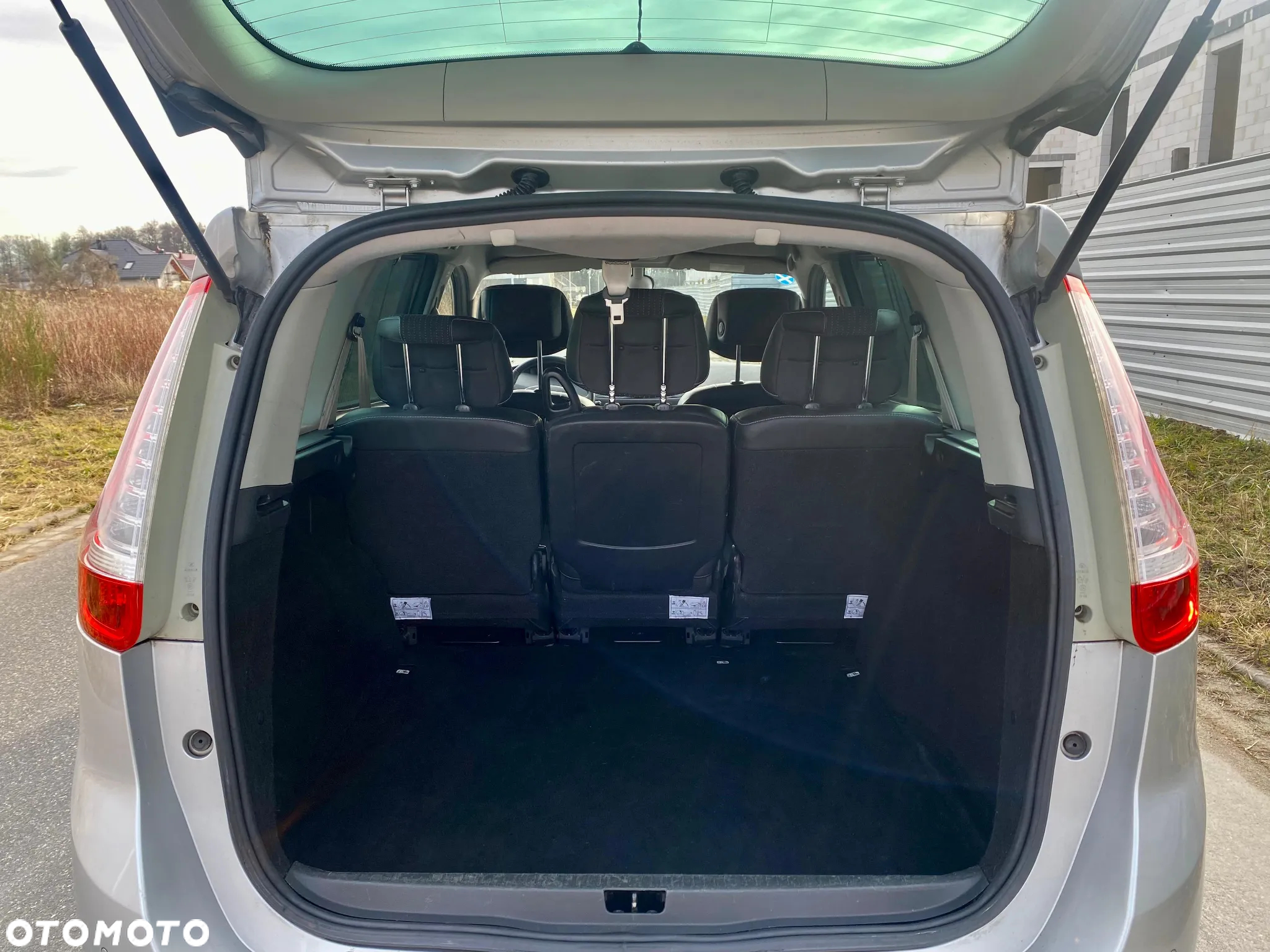 Renault Grand Scenic 1.9 dCi Bose Edition - 14