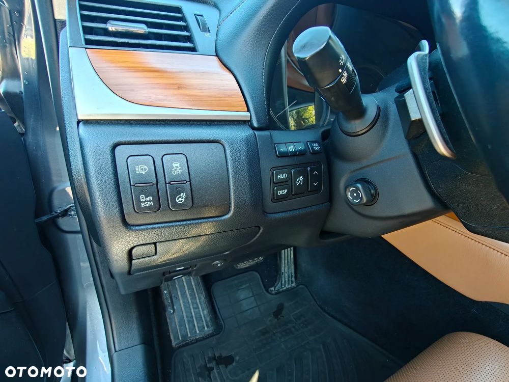 Lexus GS 450h Prestige - 22