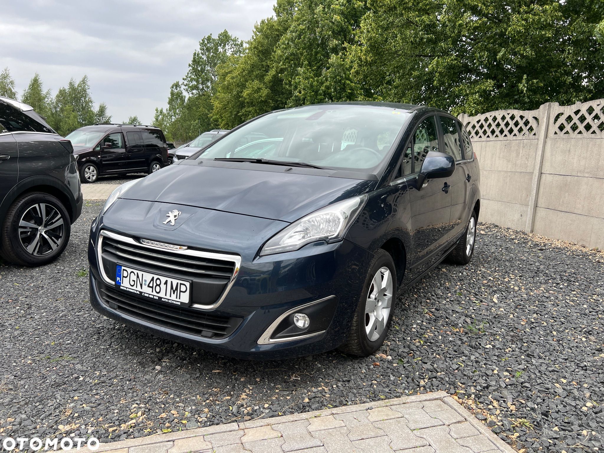 Peugeot 5008 1.2 PureTech Active S&S - 1