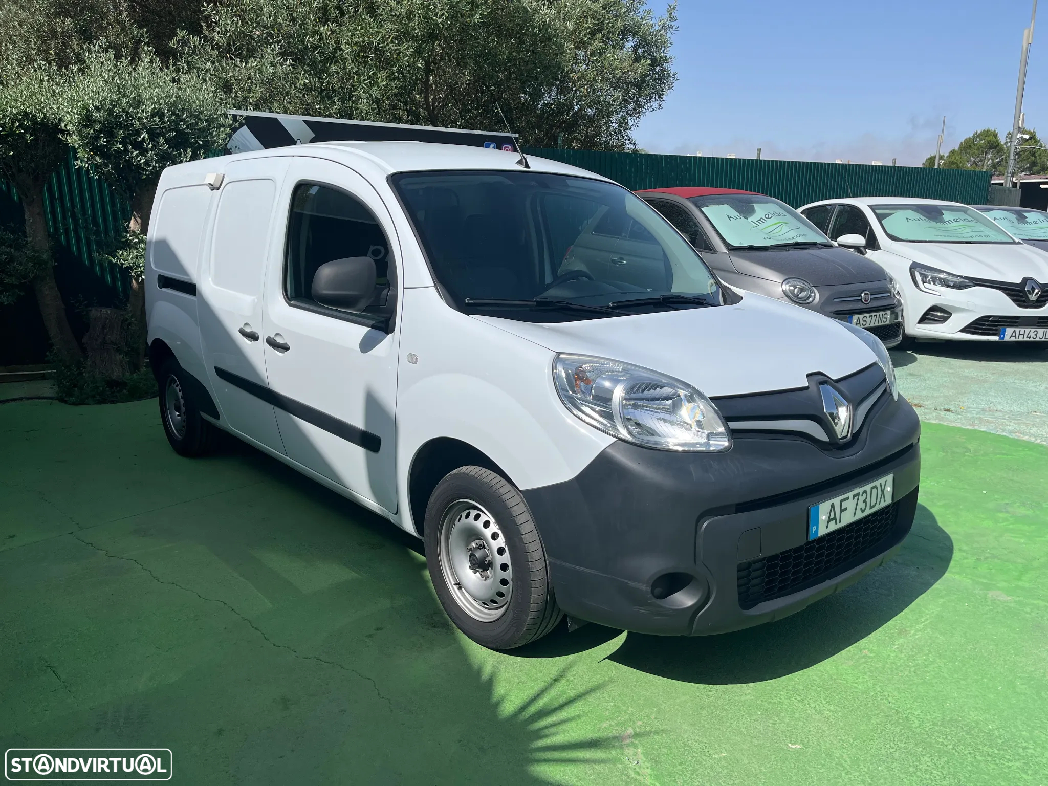 Renault Kangoo  Fase II Maxi Business 95hp 3L - 4