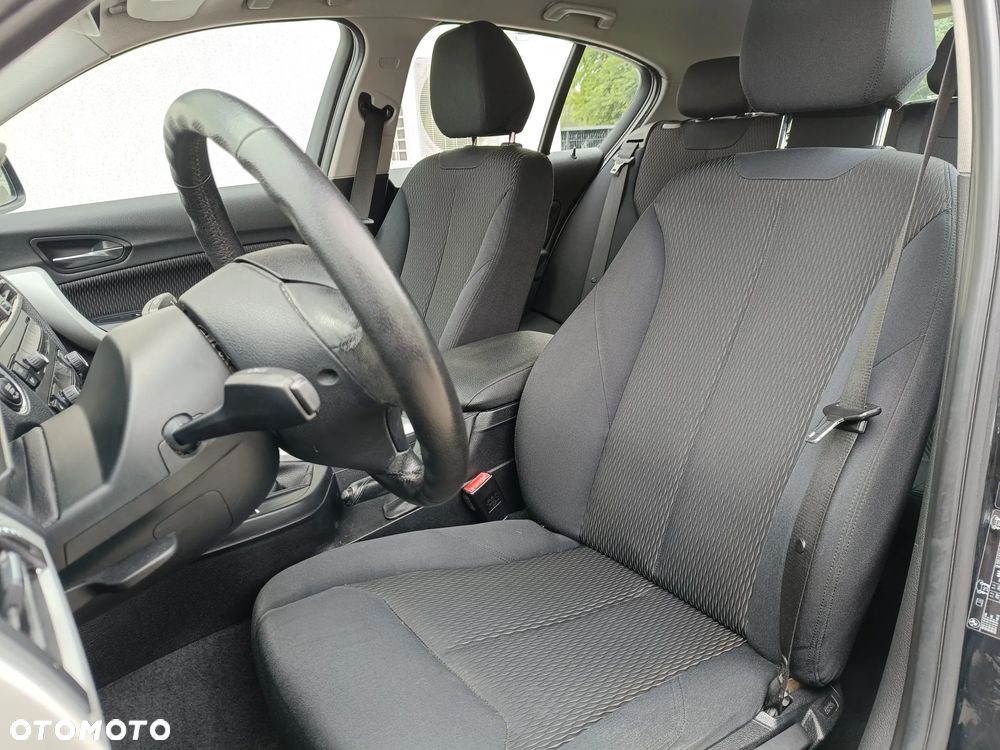 BMW Seria 1 118i - 16