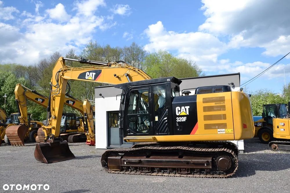 Caterpillar 320 FL - 5