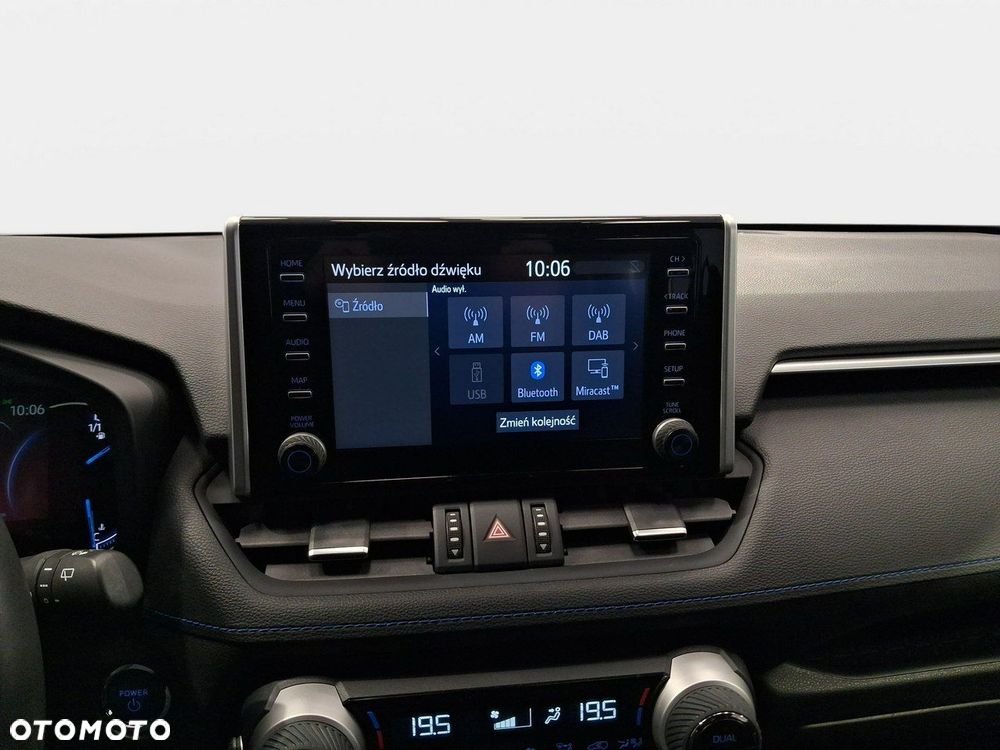 Toyota RAV4 - 22
