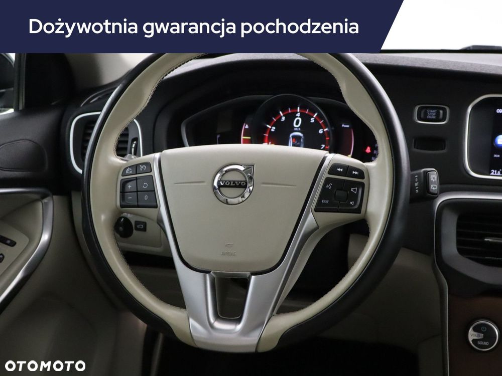 Volvo V40 - 21