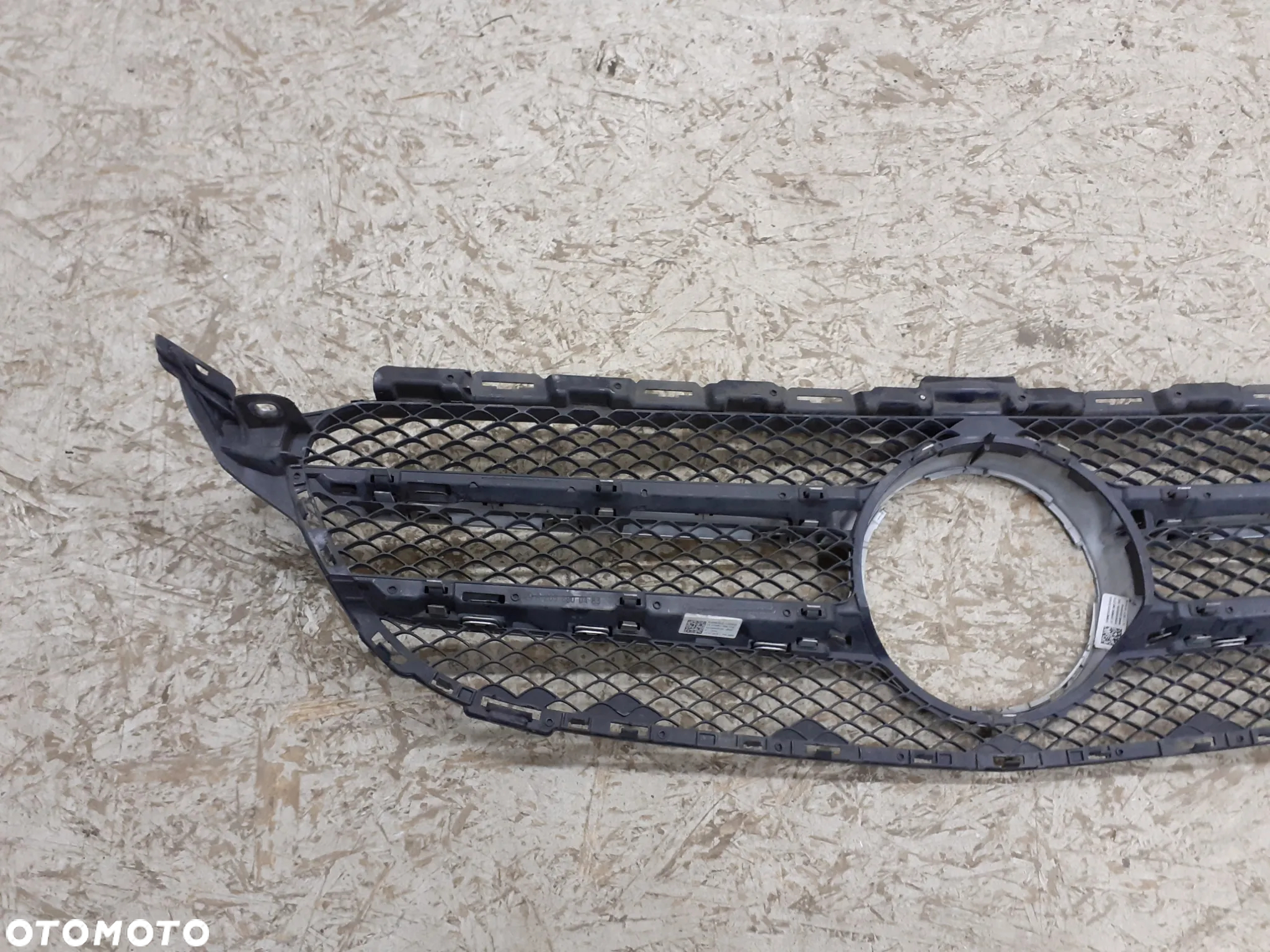 GRILL ATRAPA MERCEDES C-KLASA W205 A2058800183 2014-2018R CAŁY! - 6