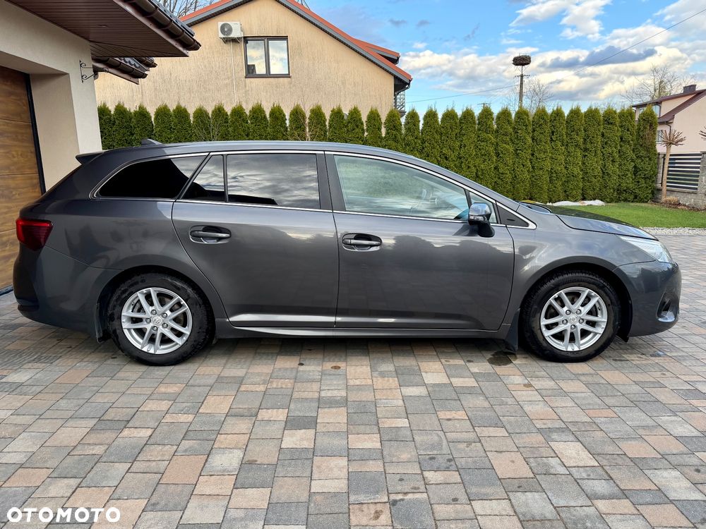 Toyota Avensis Touring Sports 1.8 Edition S+ - 7