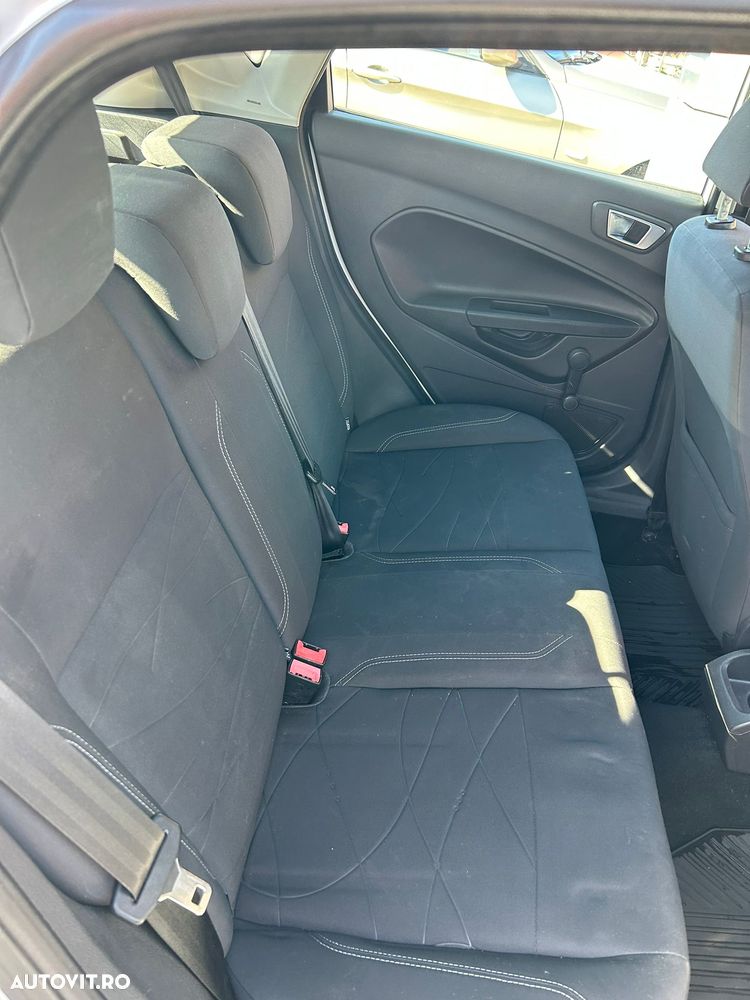 Ford Fiesta 1.5 TDCi Titanium - 6