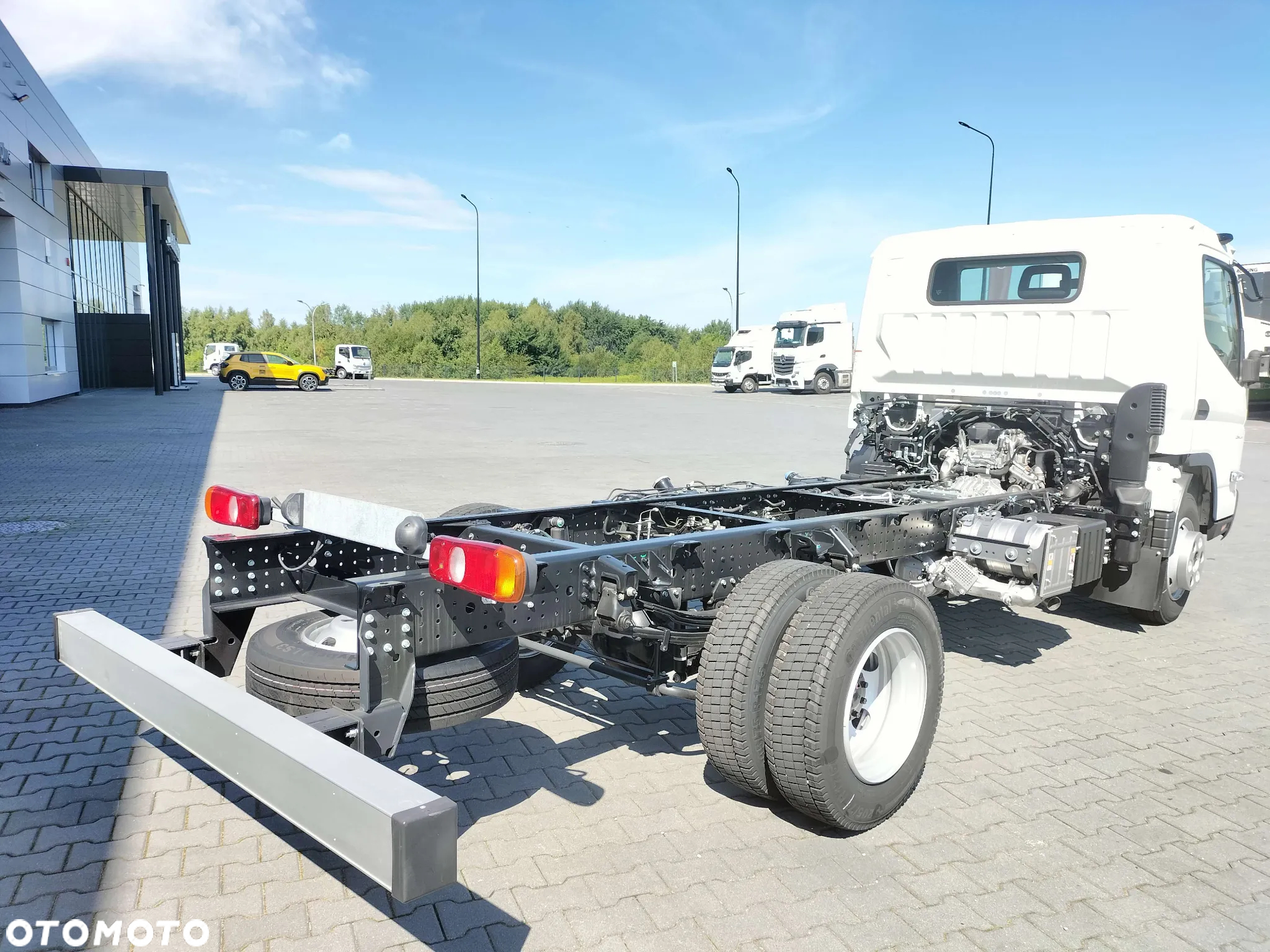 FUSO Canter 9C18 AMT - 7