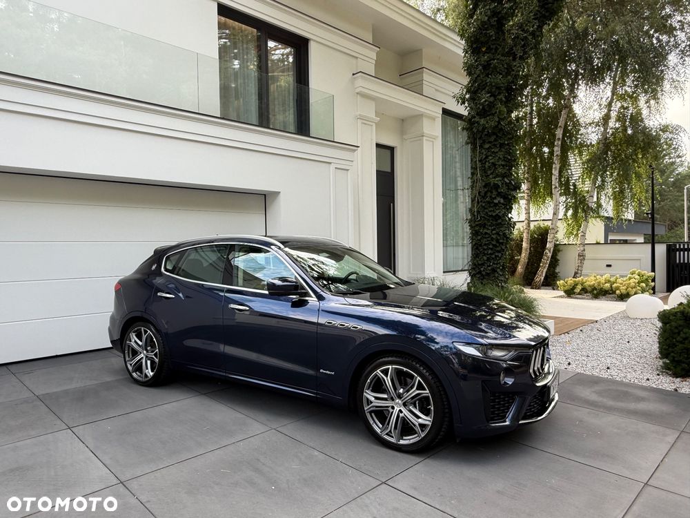 Maserati Levante S Granlusso - 17