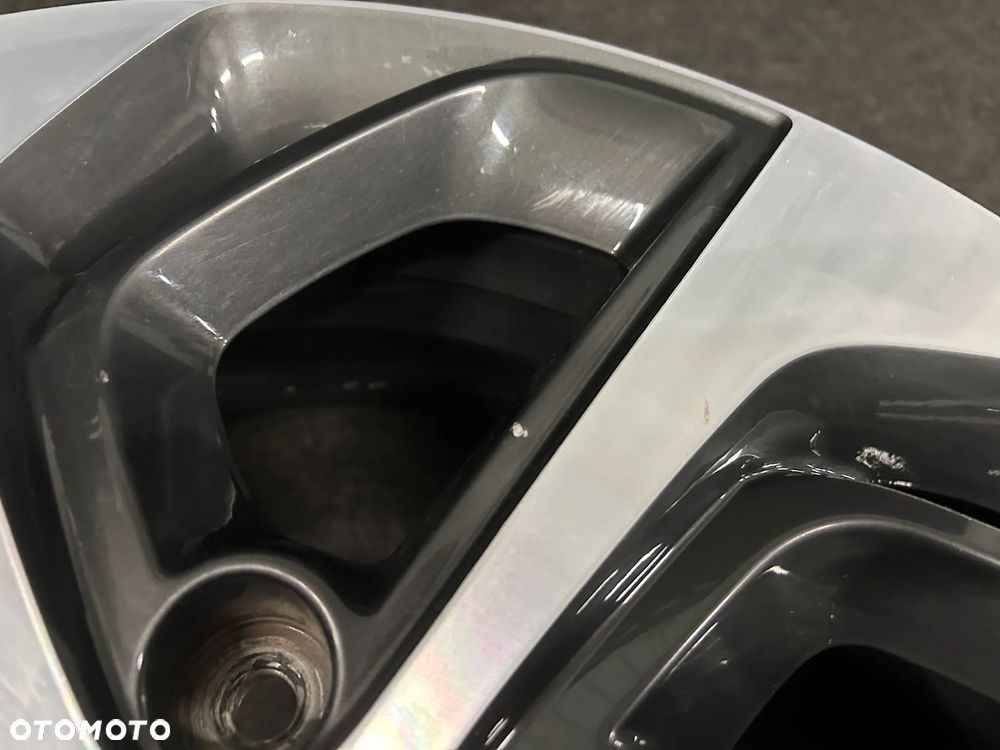 Alufelga Hyundai Tucson 19 cali 5x114,3 1szt. 52910-D7410 - 5