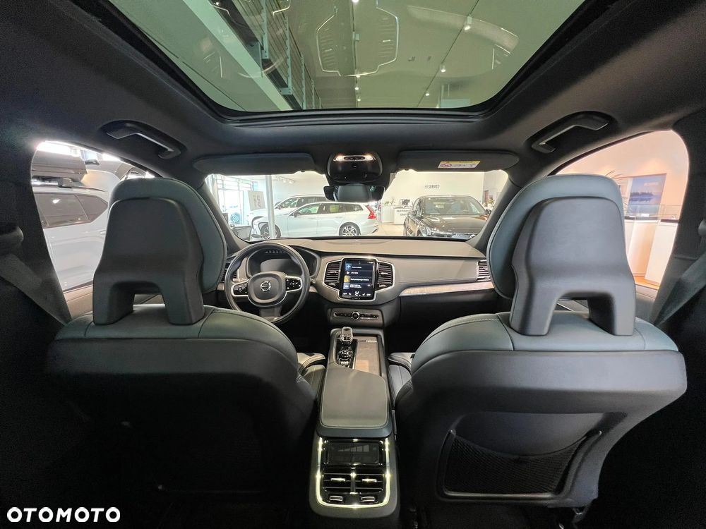 Volvo XC 90 B5 D AWD Ultimate Dark 7os - 23