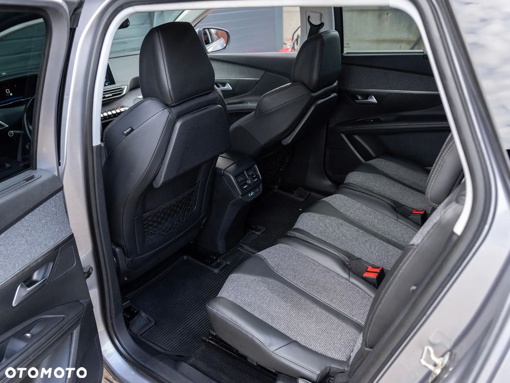 Peugeot 5008 1.6 BlueHDi Allure 7os - 22