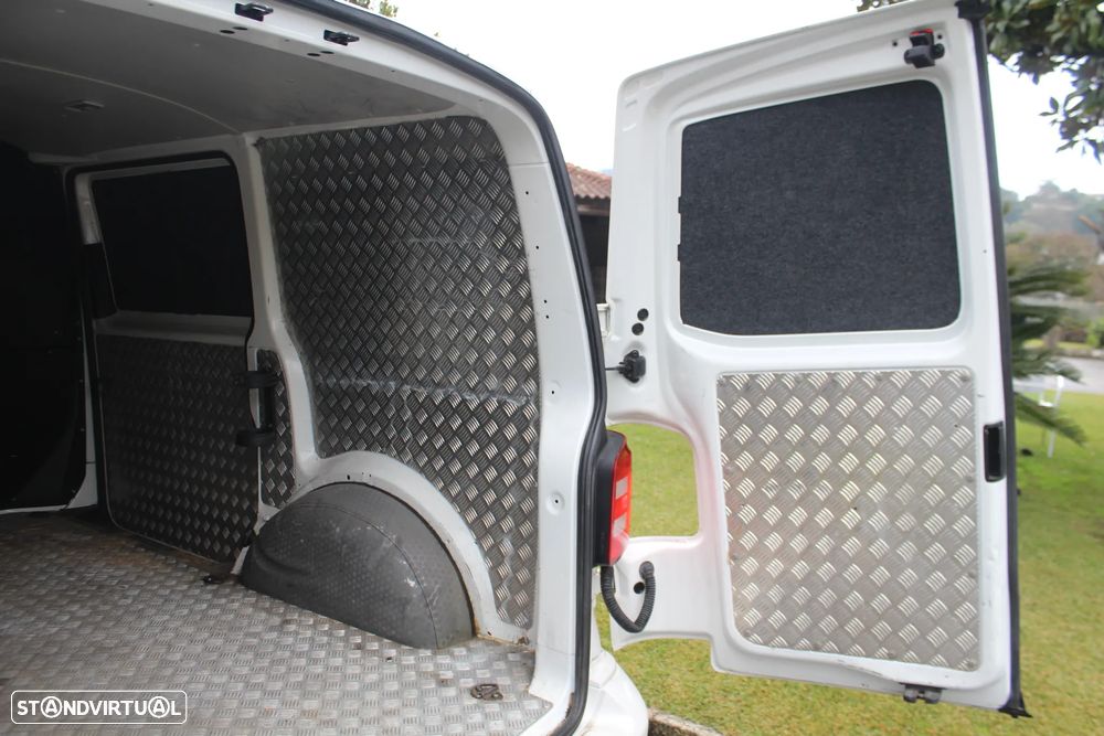 VW TRANSPORTER 2.0 TDI - 3 LUG. A/C - 10