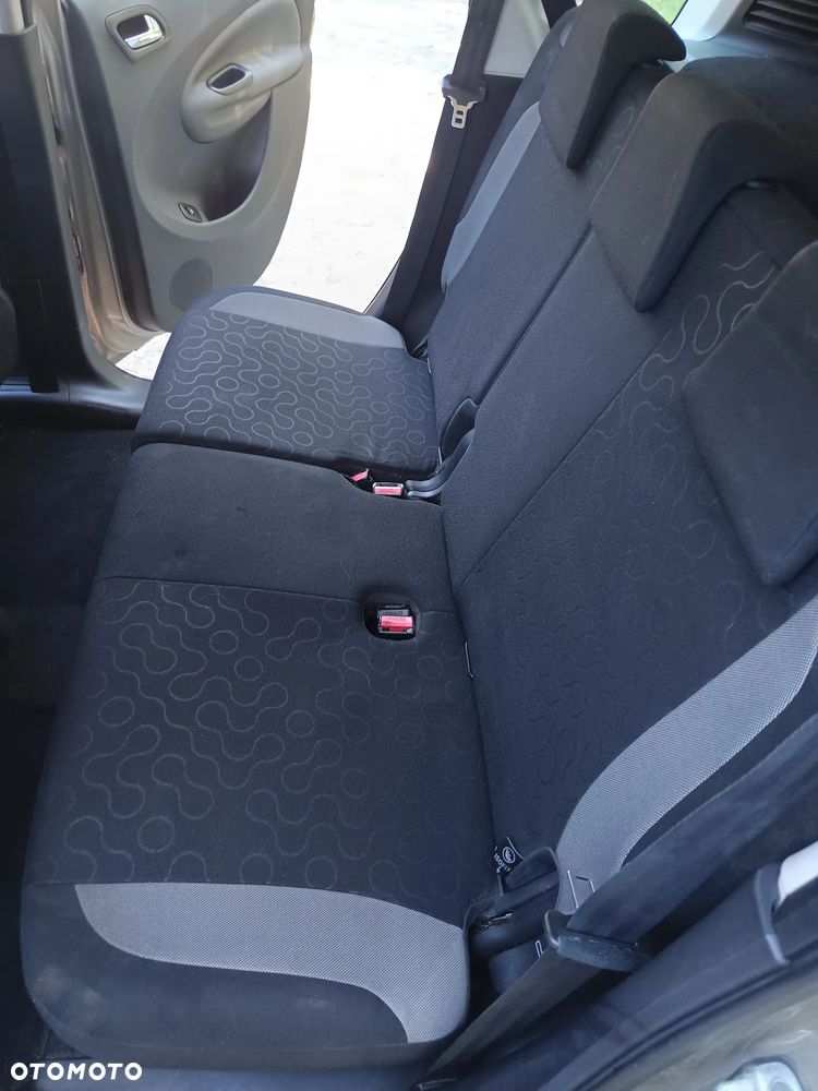 Citroën C3 Picasso 1.4i Attraction - 6