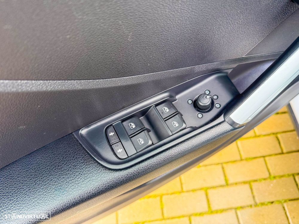 Audi Q2 30 TDI S tronic - 13