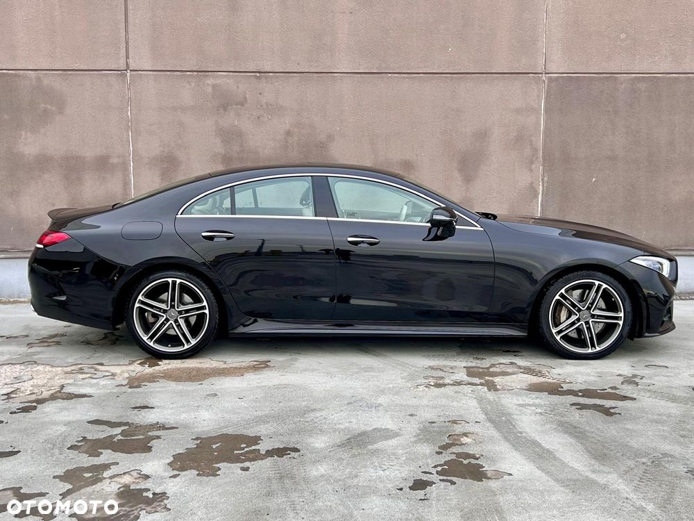 Mercedes-Benz CLS - 6