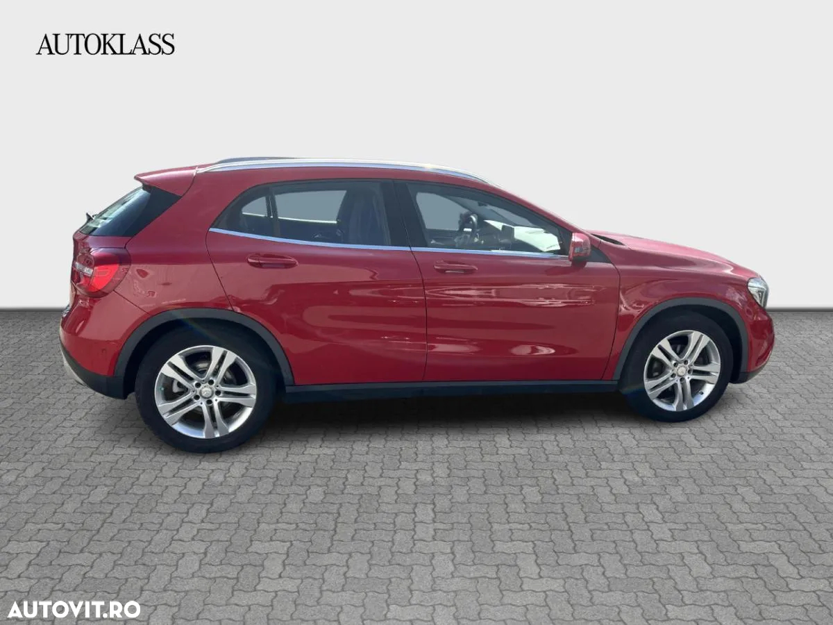 Mercedes-Benz GLA 200 d 4MATIC Aut. - 6