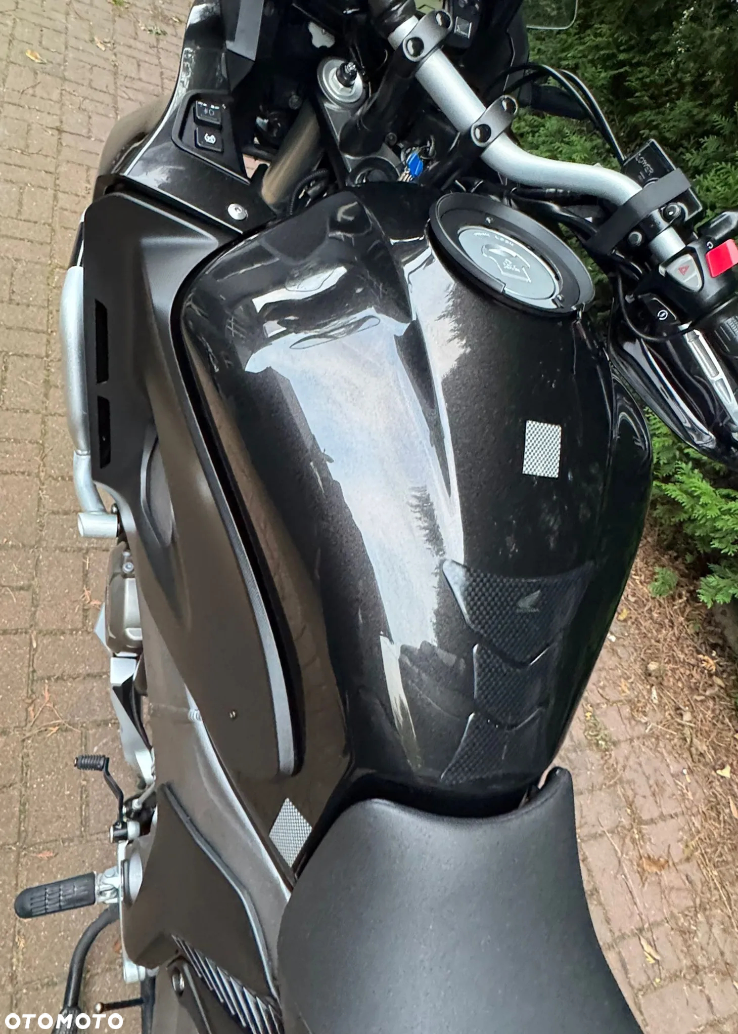Honda VFR - 19