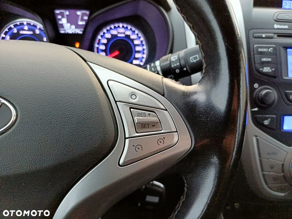 Hyundai ix20 1.4 blue - 24