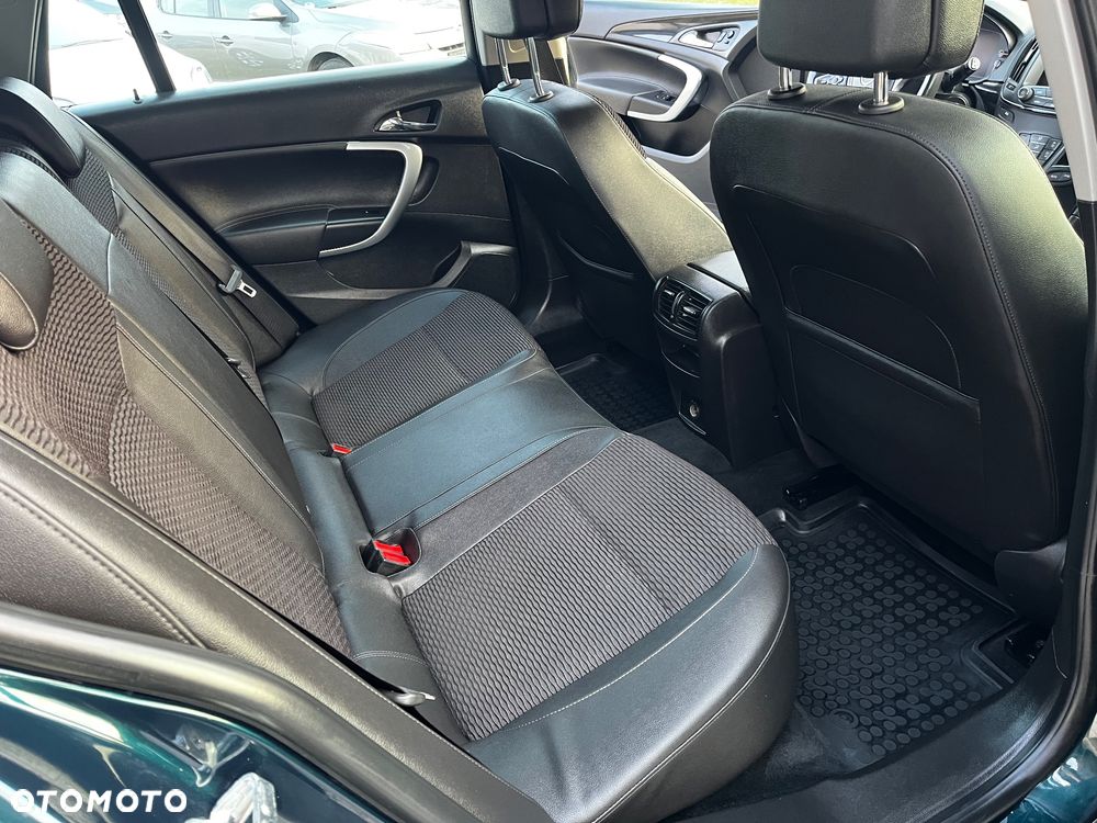 Opel Insignia - 19