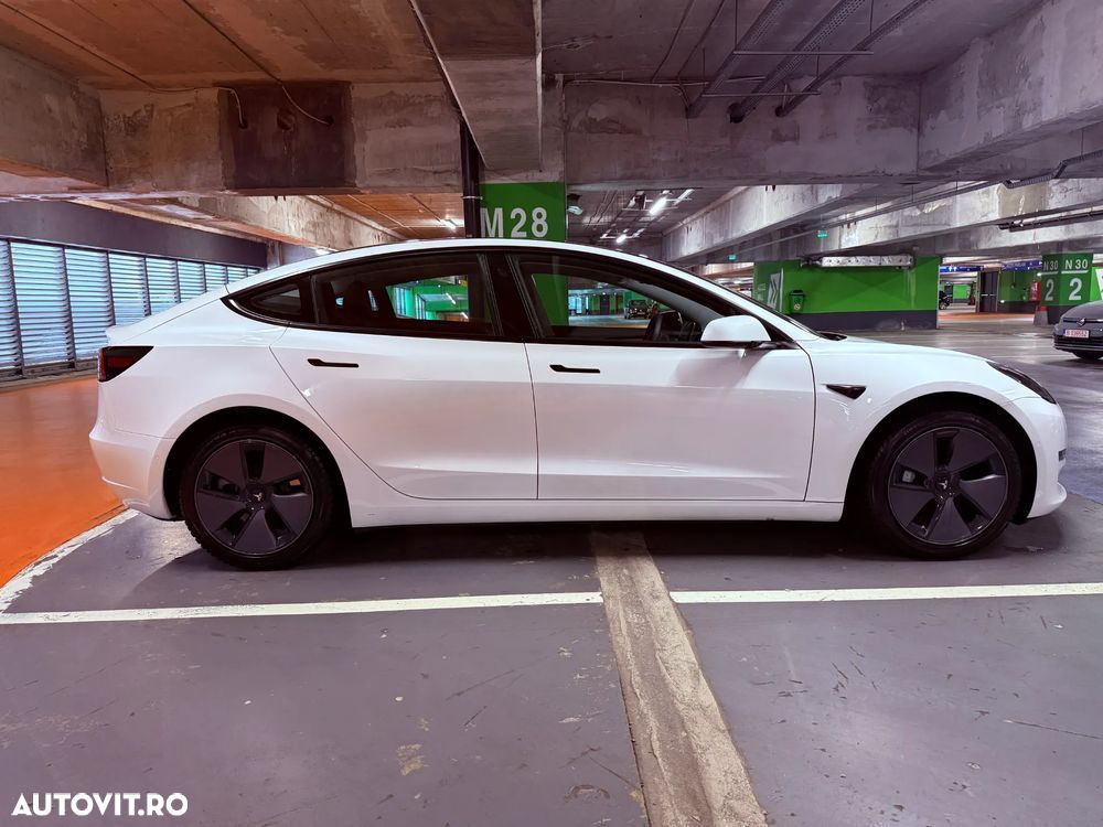Tesla Model 3 Long Range - 1