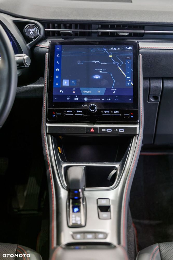 Lexus LBX 1.5 Hybrid Emotion - 27