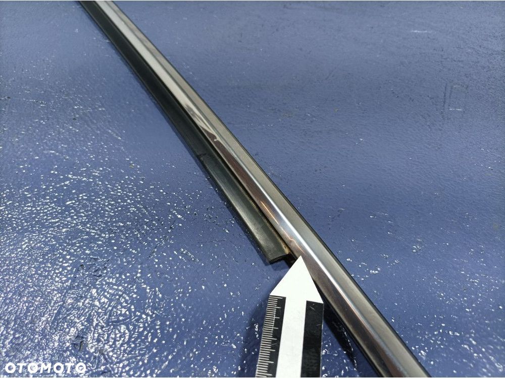 MAZDA 6 III GJ LIFT LISTWA ZGARNIAJĄCA SZYBY DRZWI PRZÓD LEWY - 7